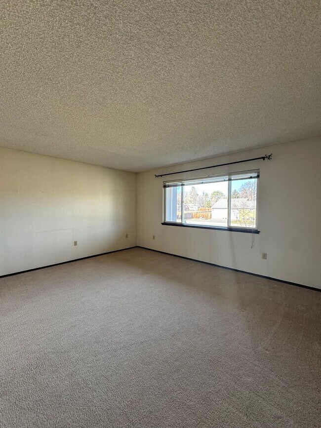 Foto del edificio - 500 W 12th Ave