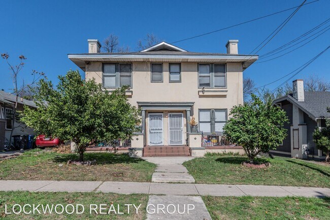 Building Photo - 411-413 E Courtland Pl