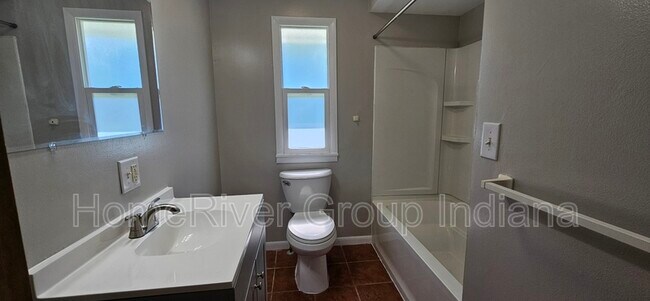 Foto del edificio - 1914 N Hawthorne Ln