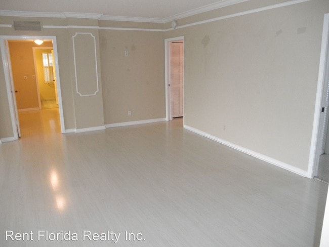 Building Photo - 2677 S Ocean Blvd