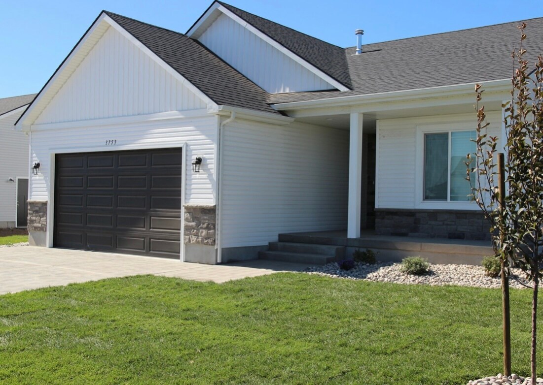 3753 Ventura Ave, Ammon, ID 83401 House Rental in Ammon, ID