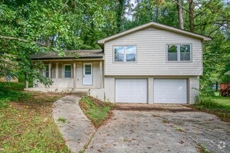 Building Photo - 3309 Poplar Dr