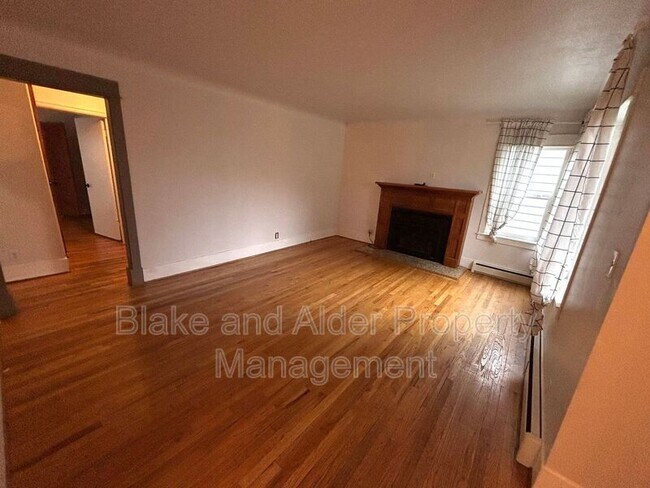 Foto del edificio - 7336 N Central St