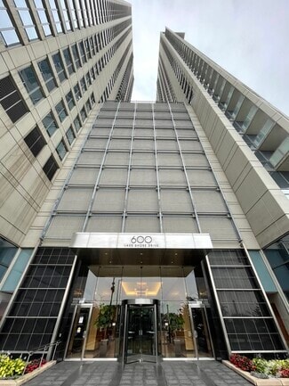 Building Photo - 600 N Lake Shore Dr
