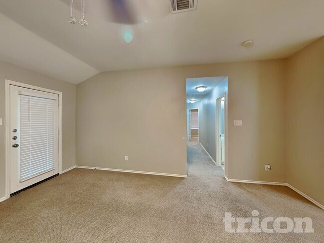 Building Photo - 711 Lentisco Dr