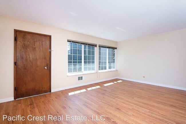 Foto del edificio - 2349 10th Ave E