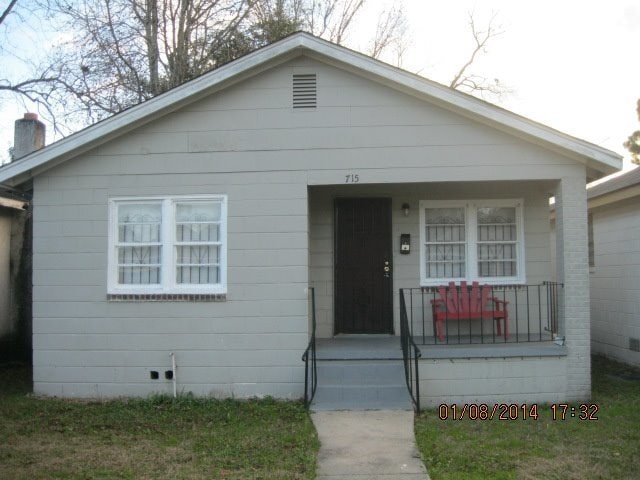 Building Photo - House on West 46th