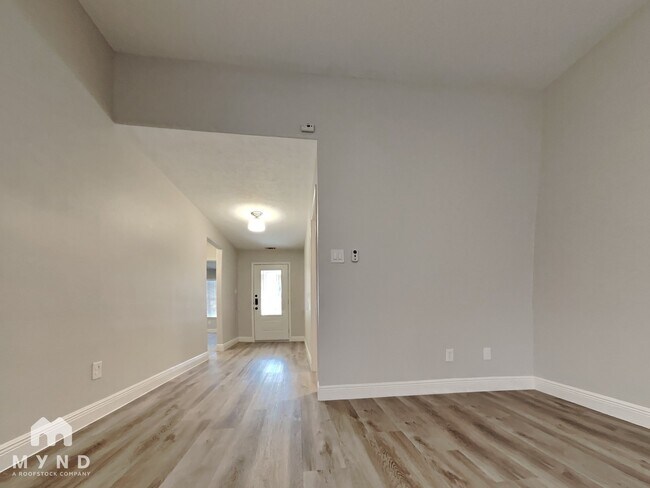 Foto del edificio - 4819 Comal River Loop