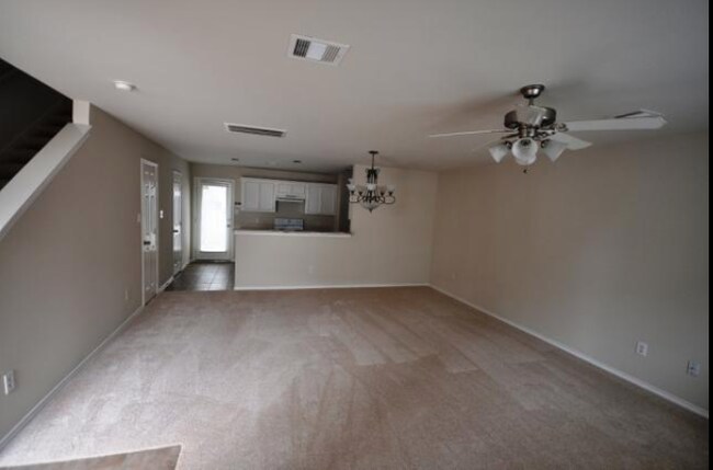 Foto del edificio - 2630 Woodridge Manor Dr