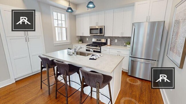 Building Photo - 3 bedroom in Cambridge MA 02138