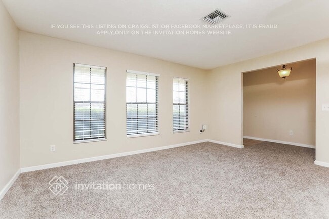 Foto del edificio - 1056 Galgano Ave