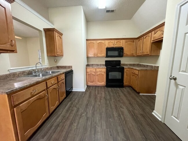 Photo - ALEXANDERS CROSSING SUBDIVISION House