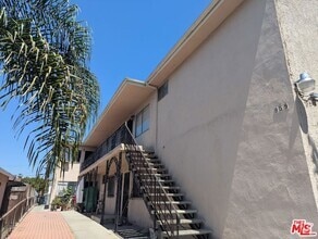 Building Photo - 959 S Soto St
