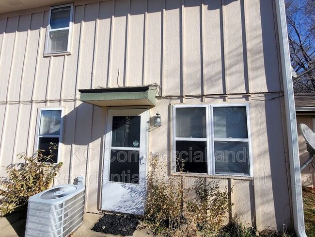 Building Photo - 8705 NW 82nd St