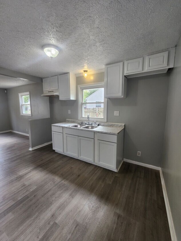 Newly Updated Three Bedroom Single Family ... - Newly Updated Three Bedroom Single Family ...