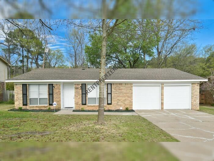 Primary Photo - 2221 Dorchester Dr Little Rock AR 72204