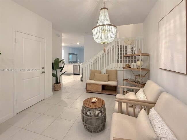 Building Photo - 1060 SE 26th Ter