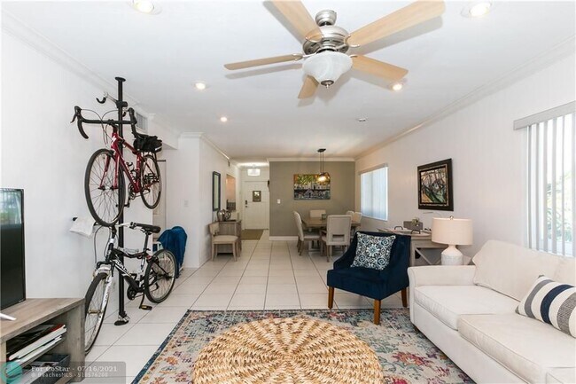 Foto del edificio - 1535 SE 15th St