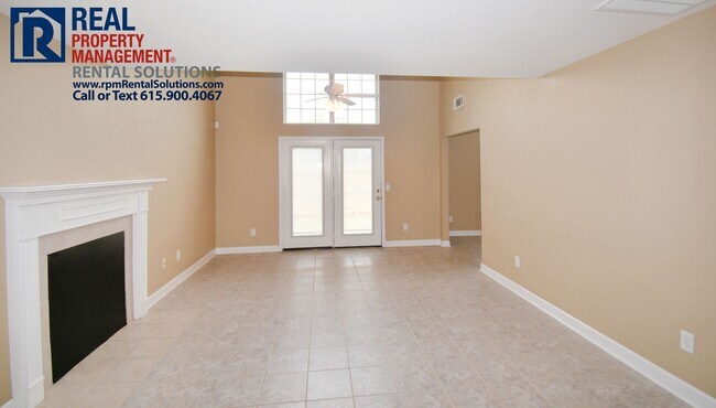 Building Photo - Adorable End Unit 3 bd Townhome with LOFT!...