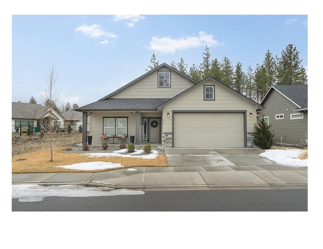 547 W Raptor Peak Dr, Spokane, WA 99224 House Rental in Spokane, WA