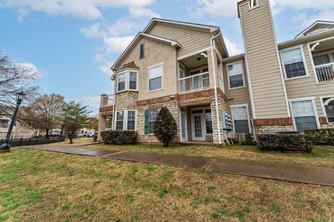 Foto del edificio - 5122 W Stone Manor