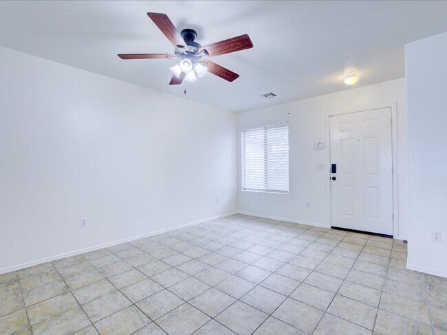 Foto del edificio - 3 Bedroom 2 Bathroom