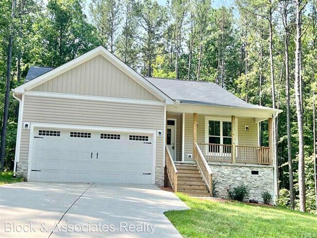 Foto del edificio - 3 br, 2 bath House - 221 Rawhide Dr
