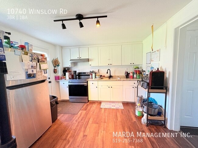 Building Photo - Welcome to 10704 Winslow Rd