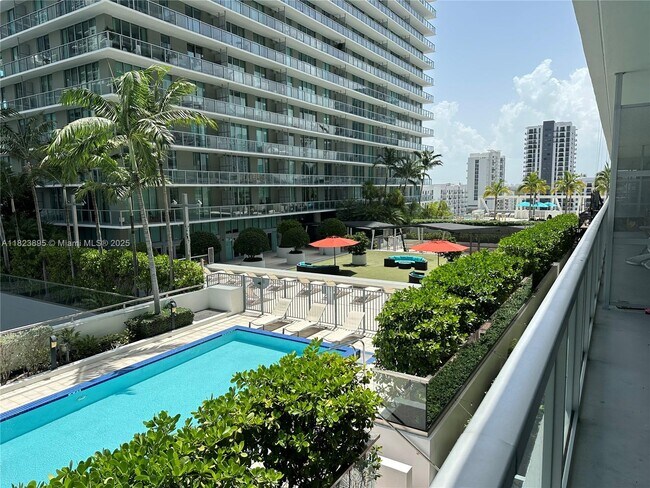 Foto del edificio - 1111 SW 1st Ave