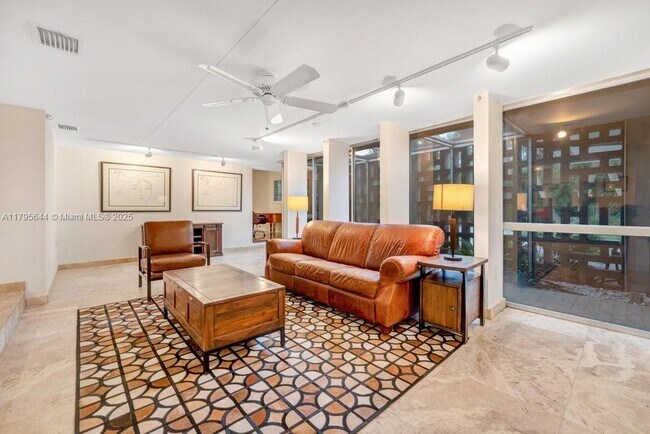 Foto del edificio - 5305 SW 62nd Ave