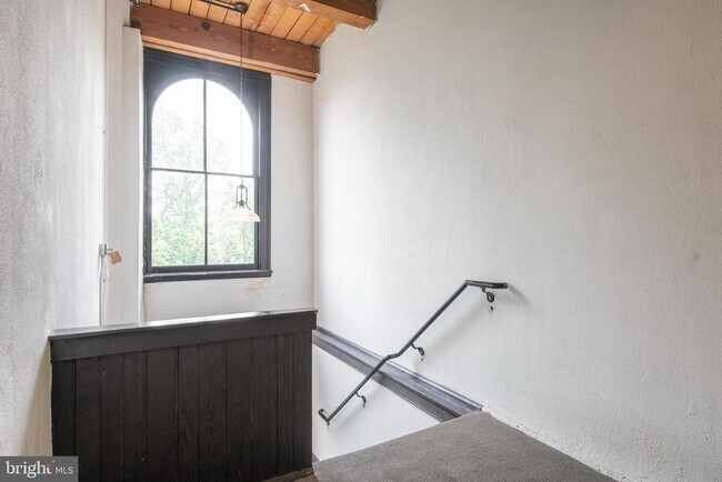 Foto del edificio - 313 Arch St