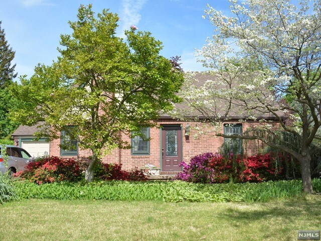 Foto del edificio - 0- 87-87 Fairlawn Pkwy