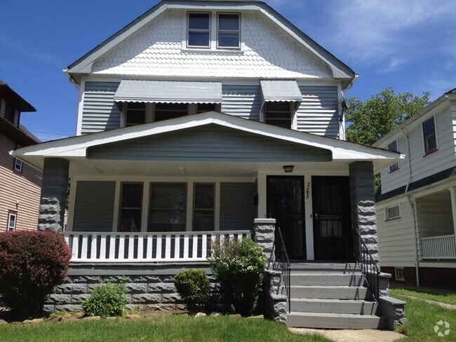 Building Photo - 2689 E 127th St
