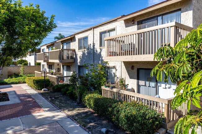 Foto del edificio - Lincoln Villas Apartment Homes