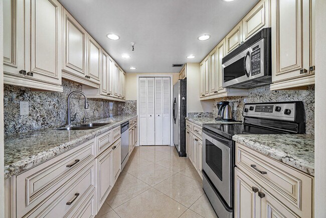 Foto del edificio - 859 Jeffery St