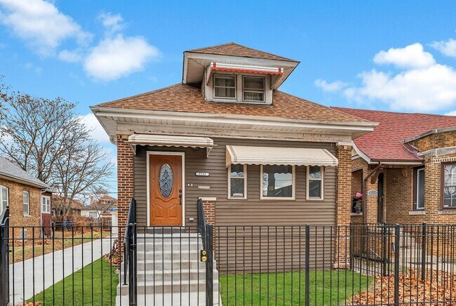 Foto del edificio - 7733 S Luella Ave