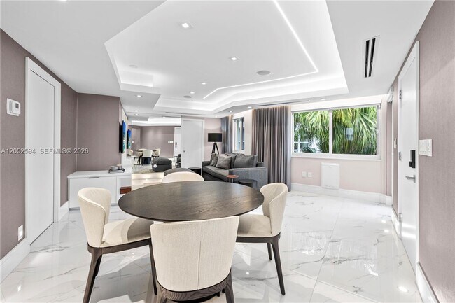 Building Photo - 10190 Collins Ave