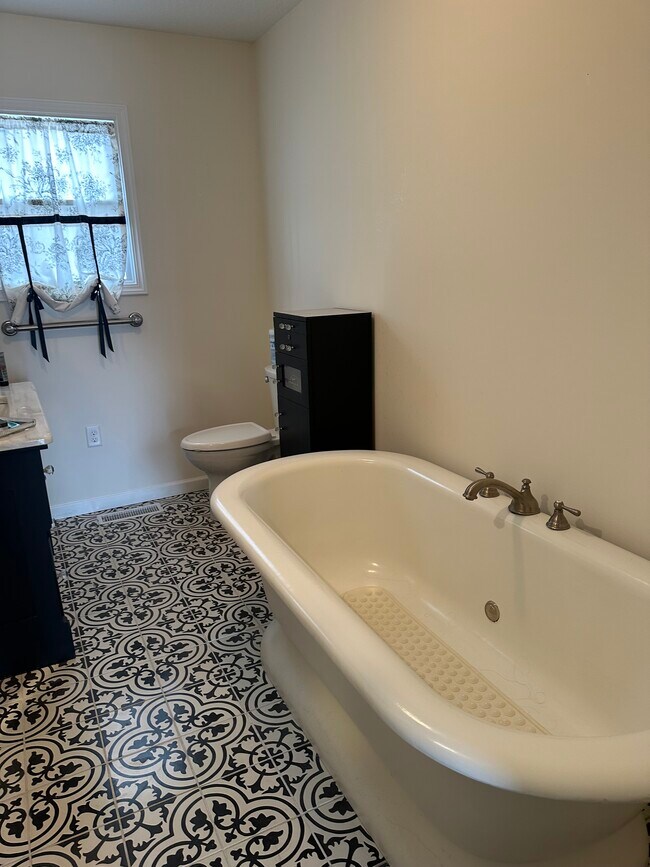 Foto del edificio - 7712 Walnut St