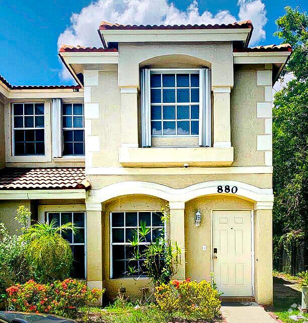 Cotton Bay Apartments for Rent with Hardwood Floors West Palm Beach