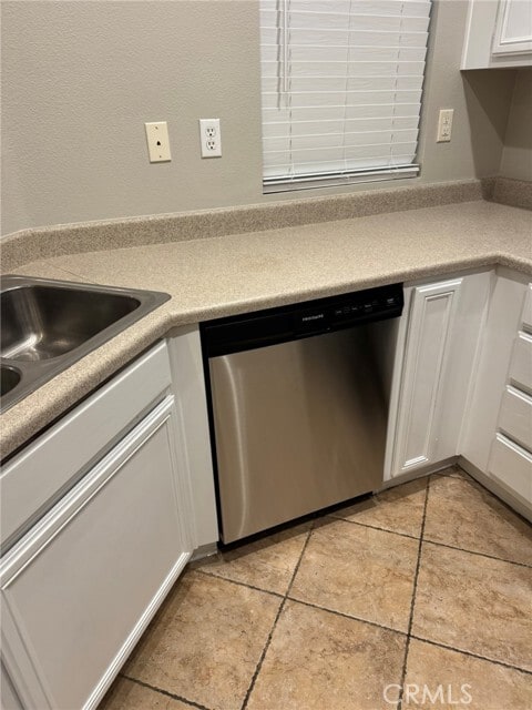 Building Photo - 26348 Arboretum Way