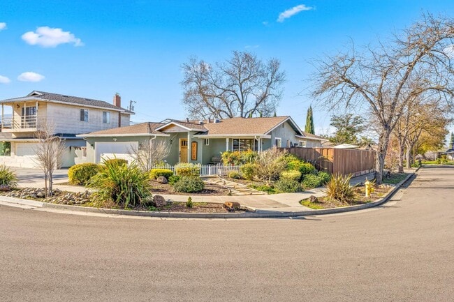 Building Photo - 5825 Laguna Seca Way