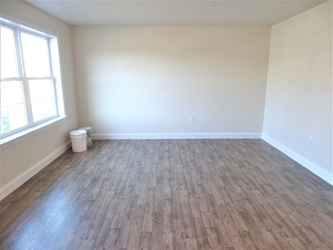 Building Photo - 125 Redstone Drive