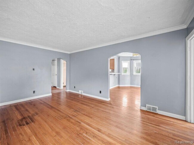 Building Photo - 19019 Riverview St
