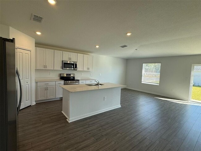 Foto del edificio - 8283 SW 42nd Cir