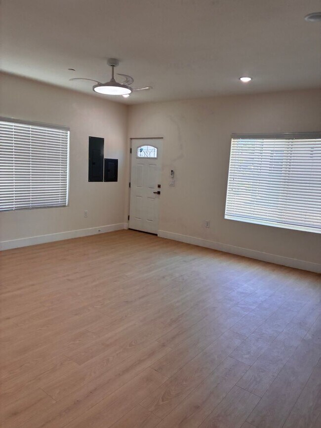 Foto del edificio - BRAND NEW 2 BEDROOM 2BATH