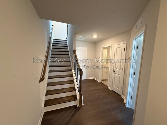 Foto del edificio - 329 Deercroft Dr
