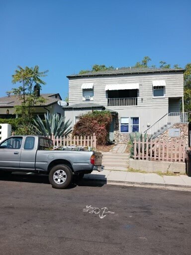 Foto principal - 417 Wheeling Way