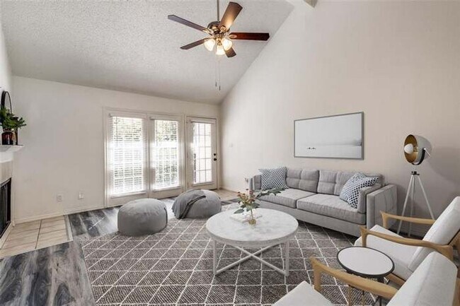 Foto del edificio - 1 Bedroom Townhome in Dallas