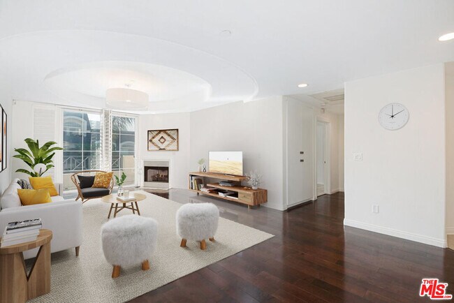 Foto del edificio - 4400 Cartwright Ave