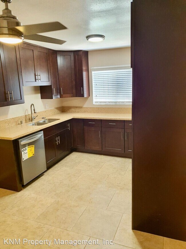 Building Photo - 4 br, 2 bath House - 12 Paradise Valley S